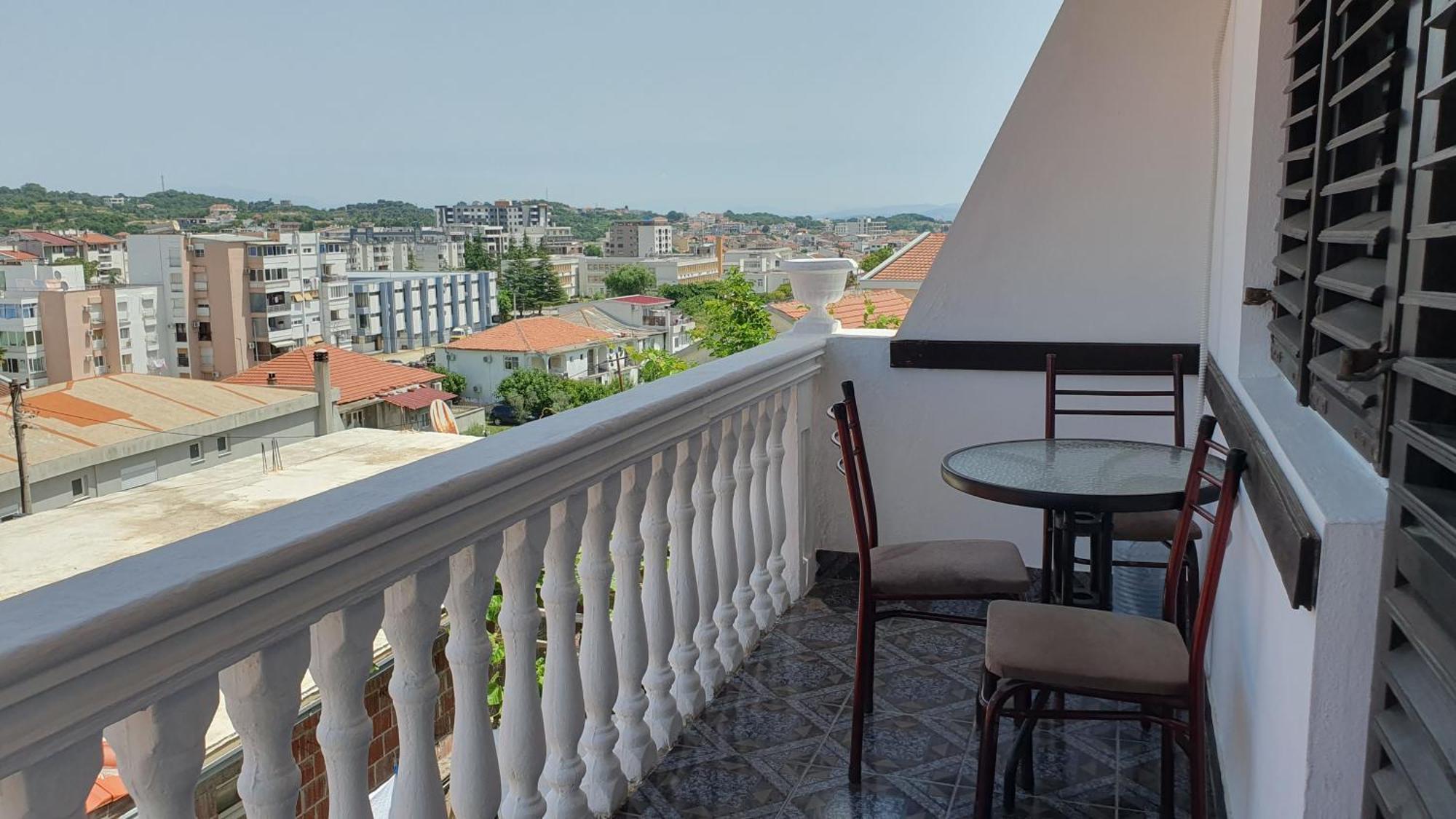Guesthouse Sinani Улцинь Екстер'єр фото
