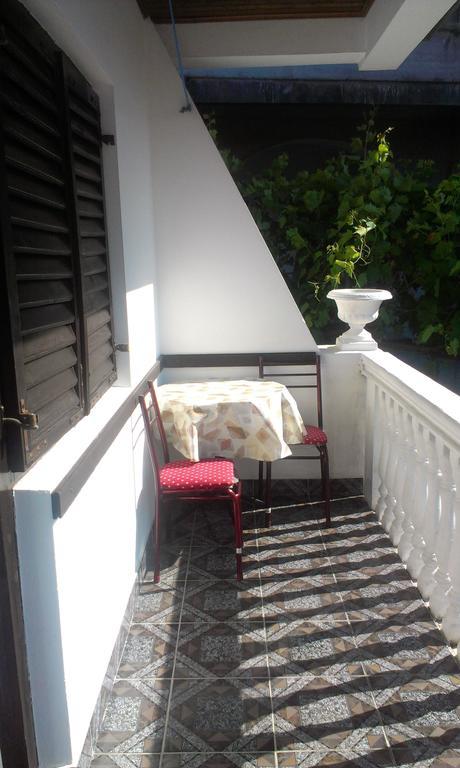 Guesthouse Sinani Улцинь Екстер'єр фото